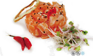 45. Tartar di salmone