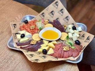 Асорті антіпасті (220/30g)