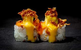 408. Spicy mango roll