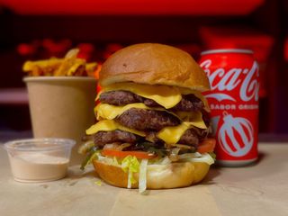 Menú Hamburguesa Triple