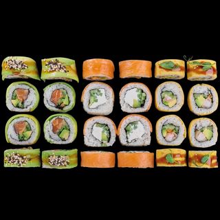 Сет Love is (24шт/730г)