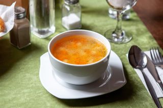 Supă de legume cu fidea