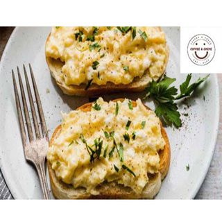 Ovo torradas & Salada (Egg Toasts & Salad)