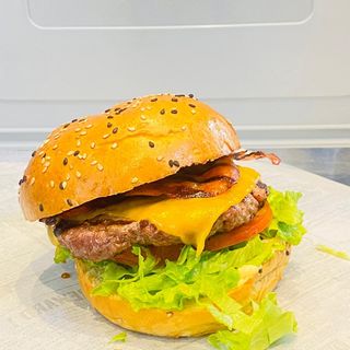 Hambúrguer "La Petit"