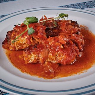 Голубці з м'ясом та сметаною