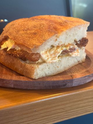 Focaccia crispy chicken