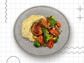 Медальони з телячої вирізки (380g)