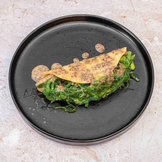 Tacos con tofu, wakame, salsa al sesamo