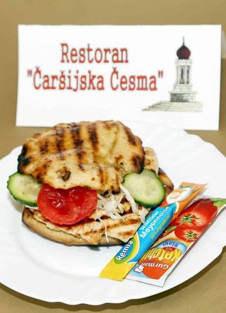 Pileći file u lepini