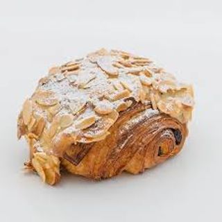 Mini pain au Chocolat aux amandes