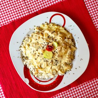 Piletina u pesto sosu sa gljivama