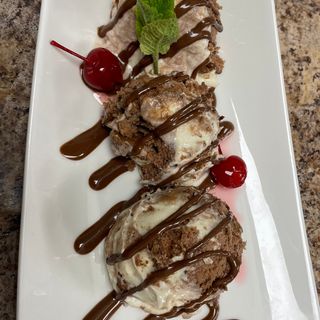 Домашна Бисквитена торта с бял шоколад - 200гр