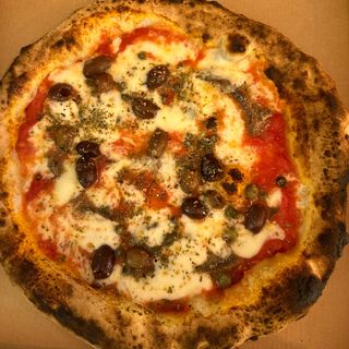 Pizza Napoletana (33 Cm.)