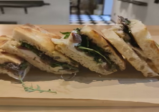 FOCACCIA FAVOLOSA