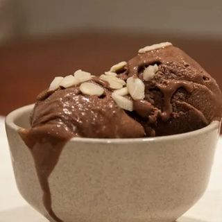 Gelado de chocolate