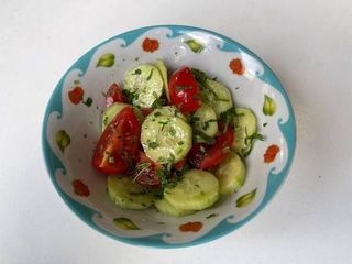 ДМ Салат овочевий з домашньою олією (160g)