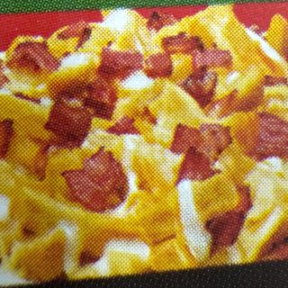 Tapa de salchipapa bacon