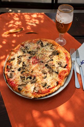 Pizza Funghi