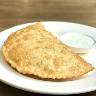 Чебуреки бринза