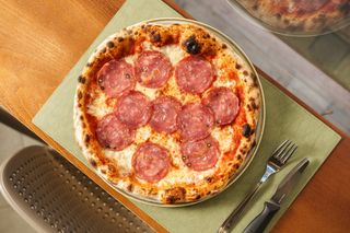 pizza salame