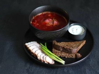 Борщ з ребром (420g)