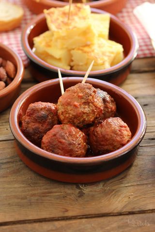 Tapas De Albóndigas