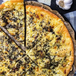 Pizza Pão com Alho