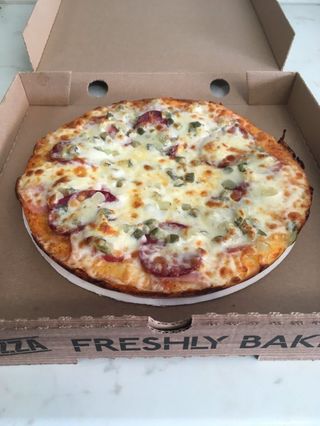 Пица Лучия (1300г)