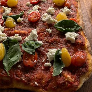 Pizza De Tomate (28 Cm.)