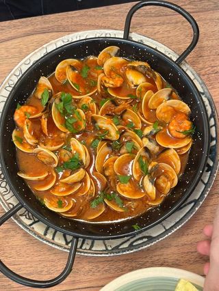 Almejas A La Marinera