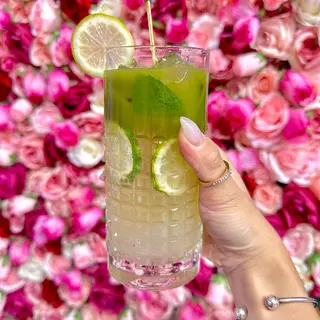 Matcha aloe tea