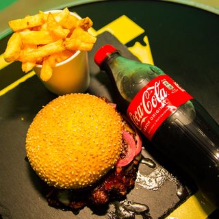 Menú Completo Golden Smash Burger