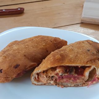 Panceroti sa šunkom, kulenom i gljivama