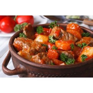 Ternera Con Salsa Picante Y Zanahorias