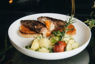 იტალიური კატლეტი ჩედარის ყველით