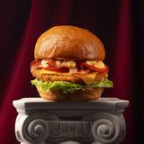 Чізбургер з курячою котлетою та беконом