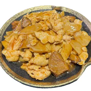 80. Pollo Con Bambú Y Setas