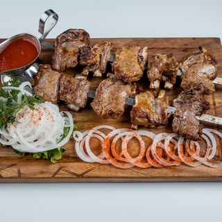 Кавказский шашлык из баранины
