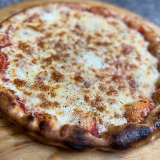 Pizza Quattro Formaggi-40 % Off