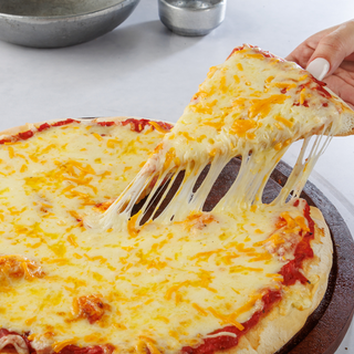 Pizza Cuatro Quesos (30 Cm.)