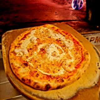 Pizza panna & gamberetti