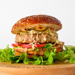Cheeseburger 210 g