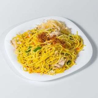 Makaron chiński z kurczakiem