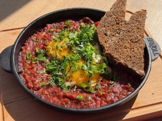 Шакшука у пряному соусі з томатами і спеціями (310g)