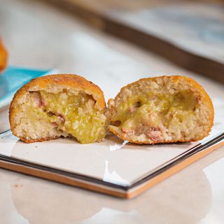 Arancino al pesto di pistacchio 