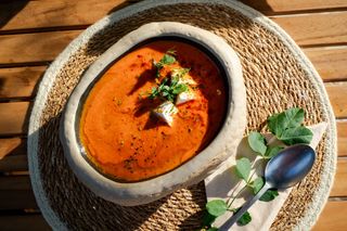 Supă cremă de ardei copt cu branza feta