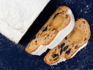 STOLLEN з марципаном (700g)