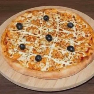 Pizza de Frango com Requeijão