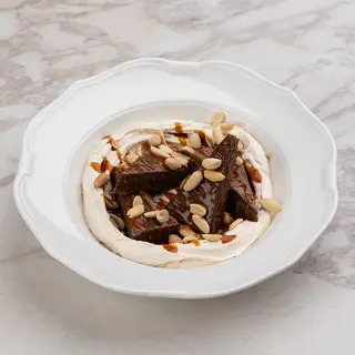 სნიკერსი