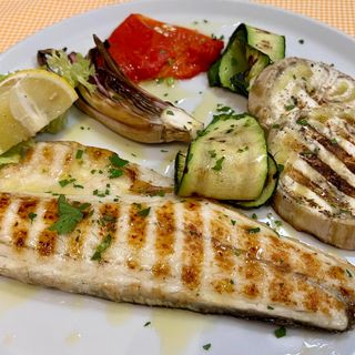 Filetto d'orata alla griglia con verdure